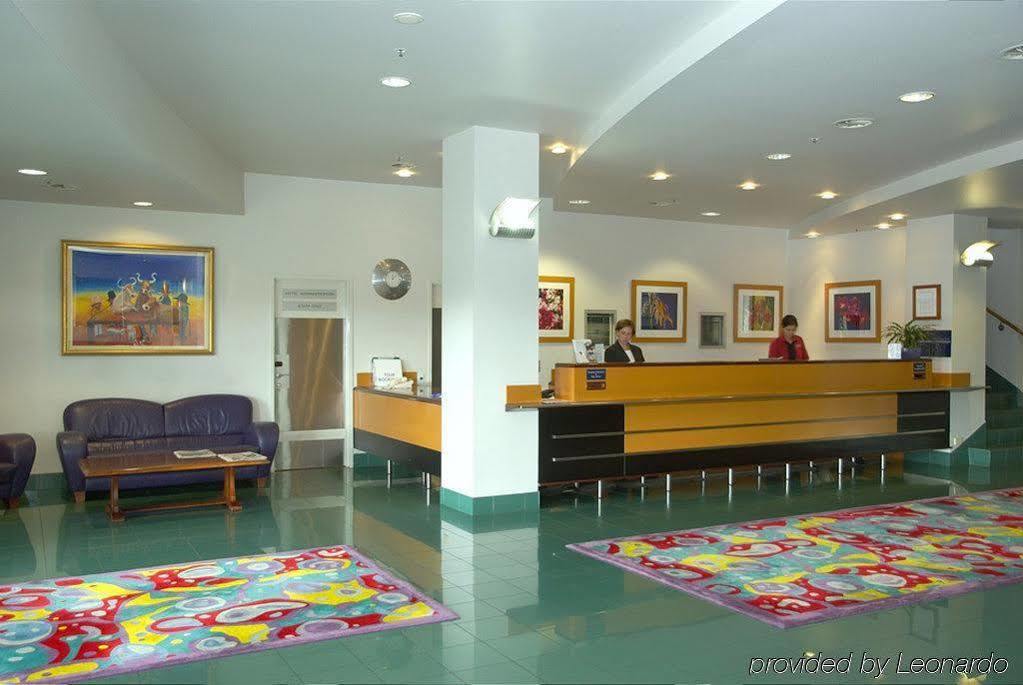 Rydges Darwin Central المظهر الداخلي الصورة